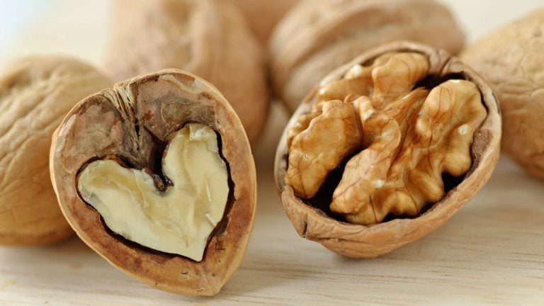 Beneficial Utility of Walnuts According to a Nutritionist